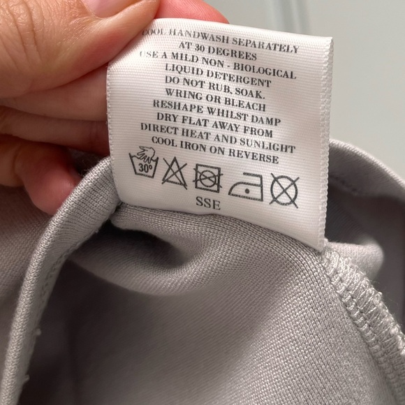 L.K. BENNETT structured top XS - Picture 5 of 5